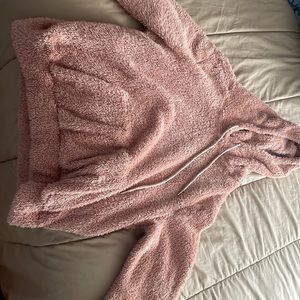 Extremely fuzzy hoodie, women’s, size M, Us size 6